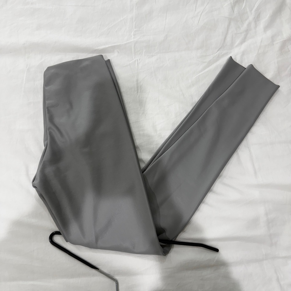 SKIMS Grey High-Waist Leggings